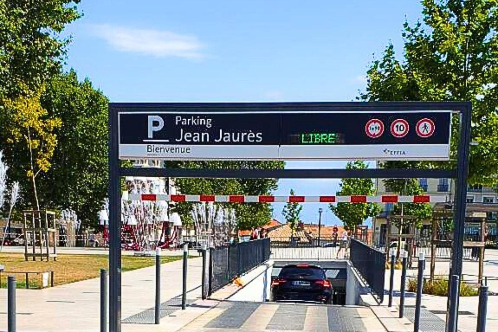 Centre Historique - Free Parking - Self Checkin - Wifi - Industriel - Sleepntripbeziers公寓 外观 照片
